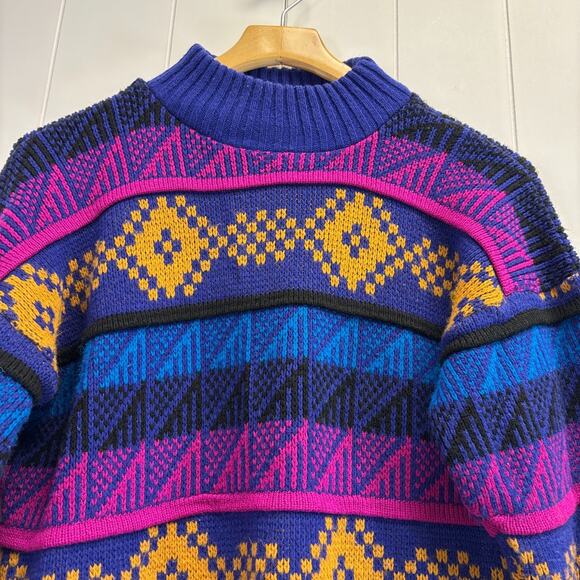 Vintage Croquet Club Womens 80s 90s Geometric Striped Sweater Size M Ribbed Cozy - Picture 8 of 8